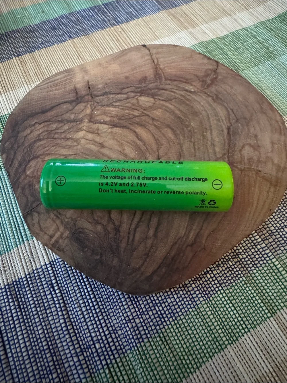 5000mAh 18650 Rechargeable Batteries with 4-Slot Black Charger